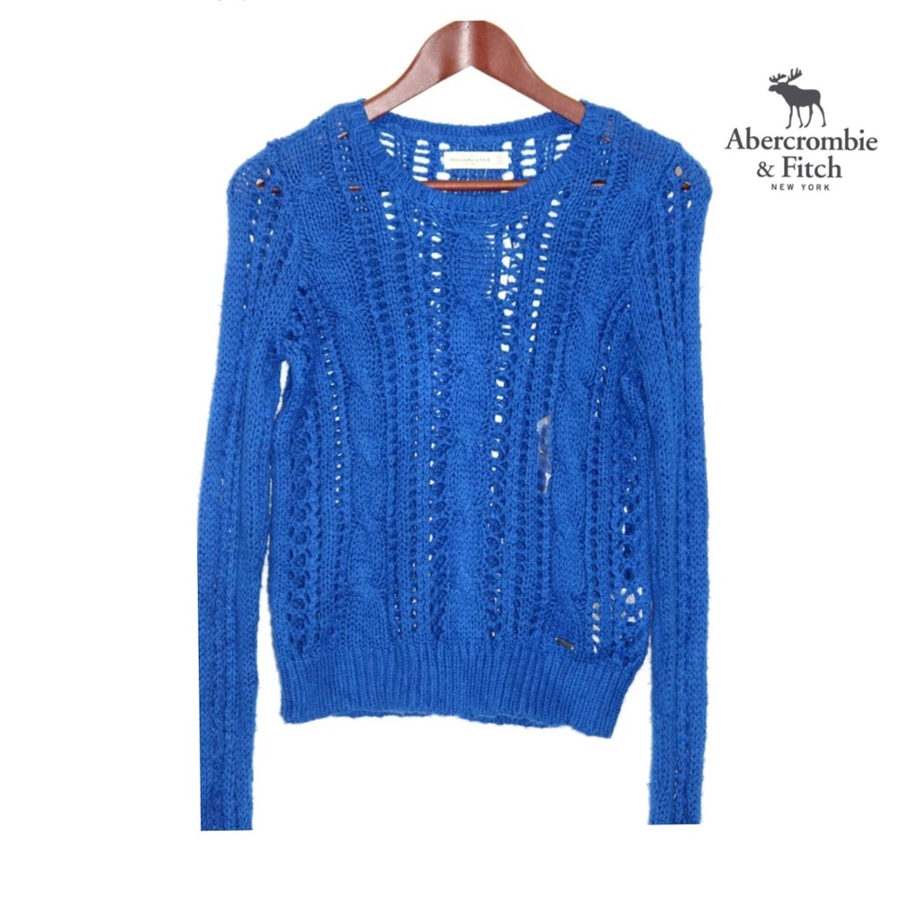ABERCROMBIE & FITCH CABLE KNIT SWEATER SIZE XS